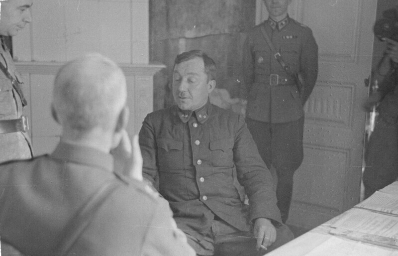 Что стало с единственным советским генералом, попавшим в финский плен?