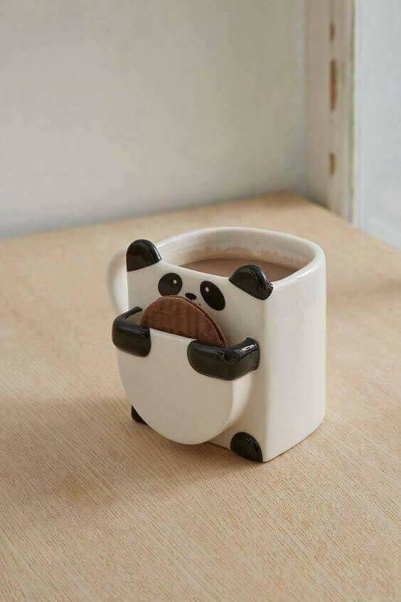 Чашка-панда с отсеком для печенья