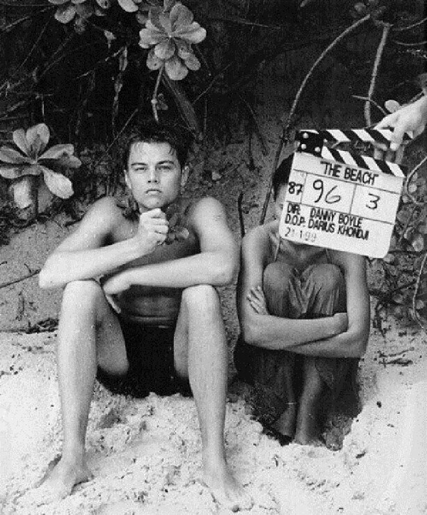Леонардо Ди Каприо на съёмках фильма «Пляж», 2000 год