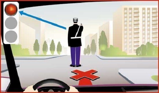 Запрет движения, соответствует красному сигналу светофора в ПДД, регулировщик в картинке повернут к водителю спиной