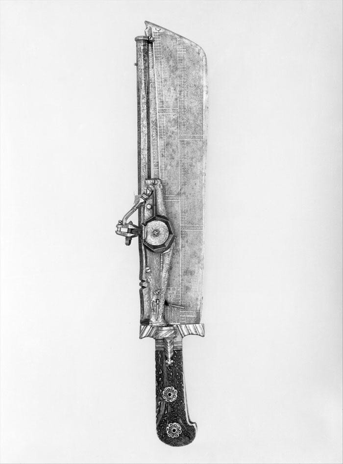 24. Старое оружие XVI века, которое служило одновременно кинжалом, пистолетом и календарем