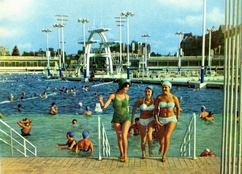 Бассейн "Москва", 60-е