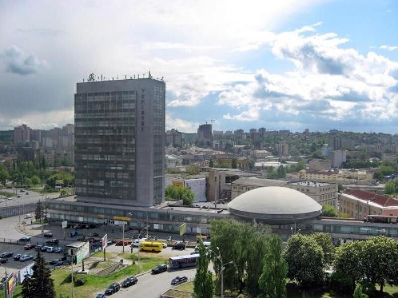 «Тарелка на Лыбедской» в Киеве: история уникального здания и споры вокруг реставрации