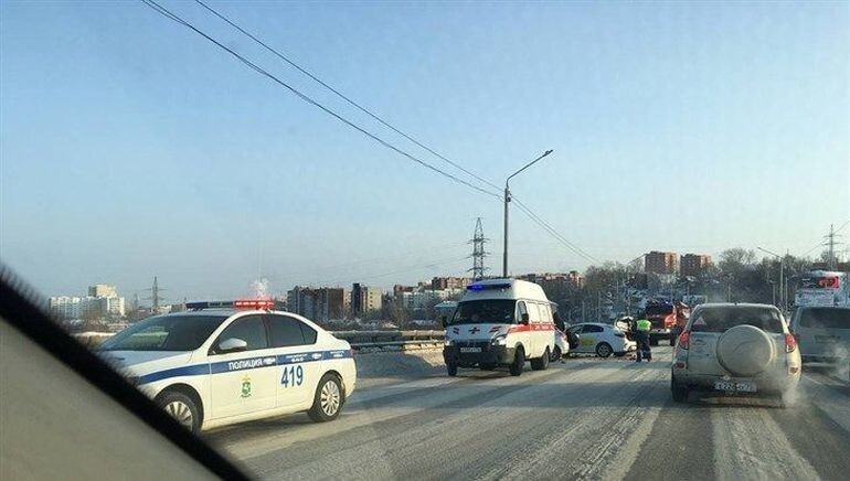 Авария дня. ДТП с возгоранием в Томске