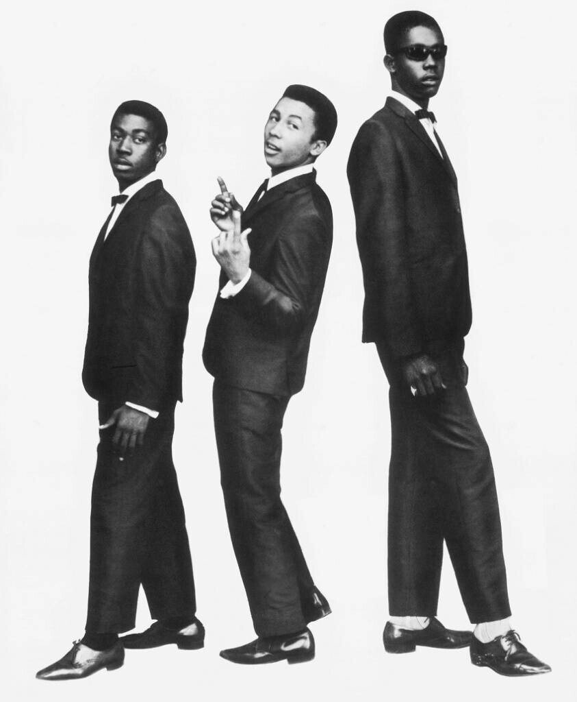 Боб Марли (в центре), 1964 год