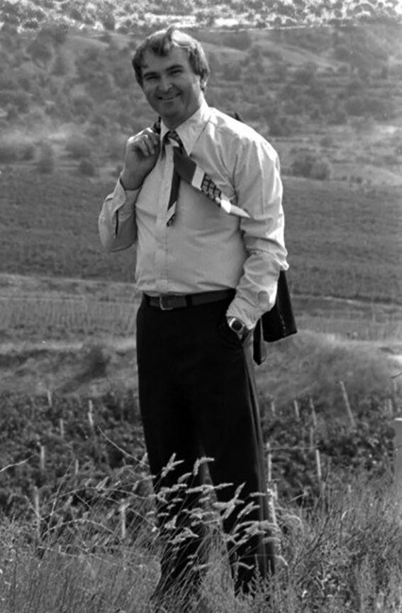 Директор агропромышленного комплекса "Завод шампанских вин "Новый Свет" В. Корзов. 1981 год.