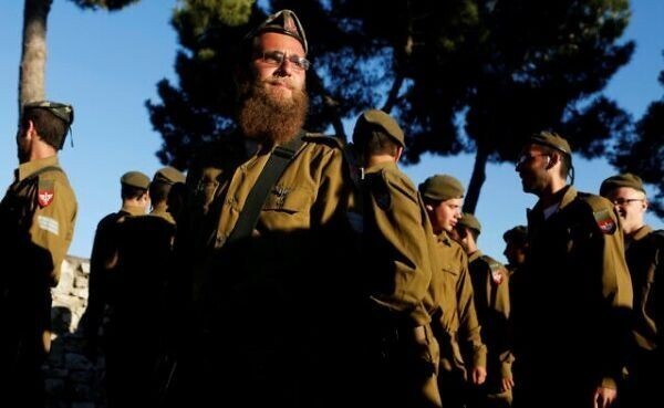 Два бородача бросили вызов израильской армии: «Понять и разрешить»