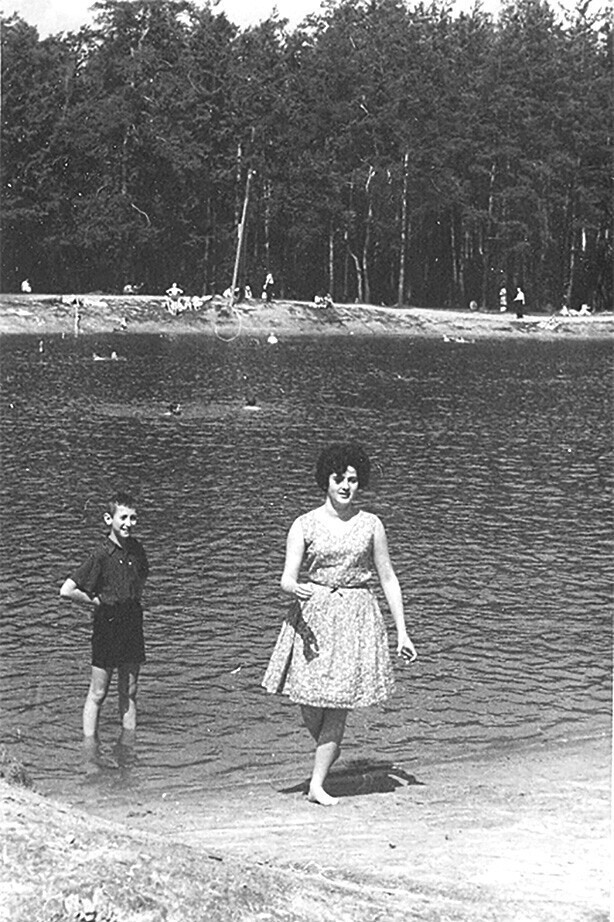 Ах, какая девушка! 1962 год, Ильинское, Подмосковье; семейный архив