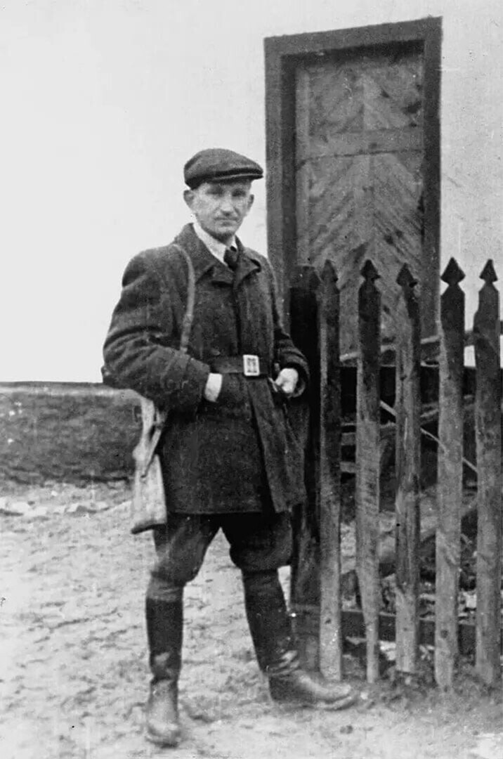 География его преступлений обширна – Львовщина, Белоруссия и Волынь.