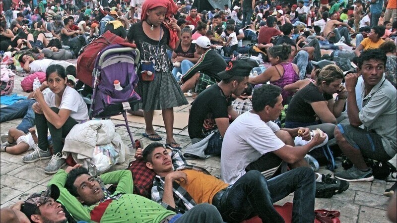 Ну, Байден, держись! На границе США и Мексики задержаны 100 тысяч нелегальных мигрантов