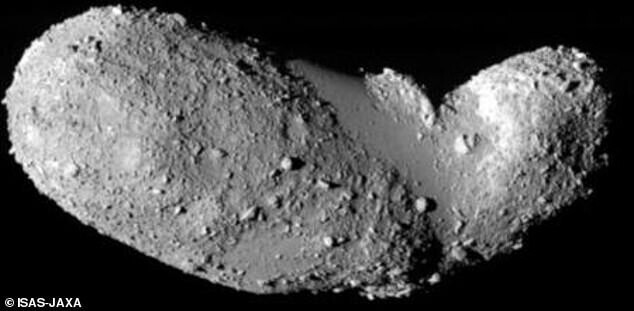Астероид Итокава подал признаки жизни