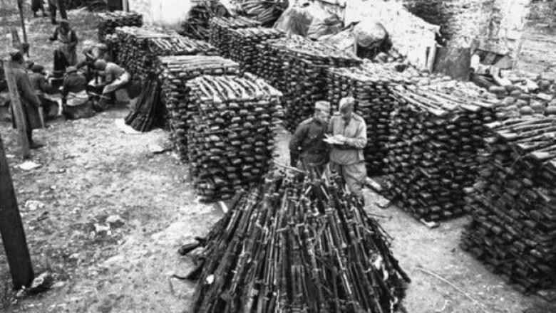 Большинство оружия, по приказу от 1943 года "О сборе и вывозе трофейного оружия" вывозилось на переработку и хранение