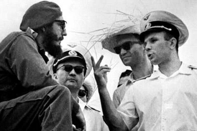 Совместное фото с Фиделем Кастро