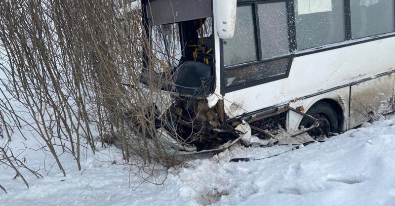 Авария дня. ДТП с автобусом в Вологодской области
