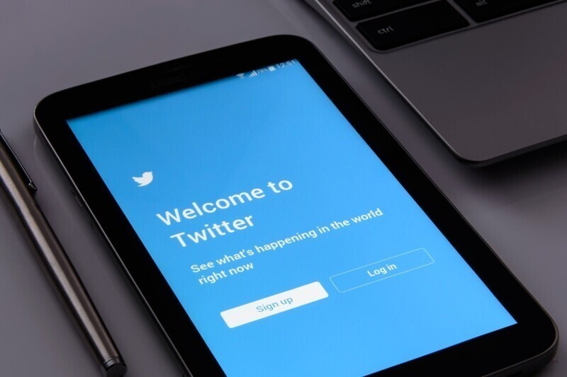 Акции Twitter выросли из-за решения РКН, а ведь можно было ввести и более действенные меры