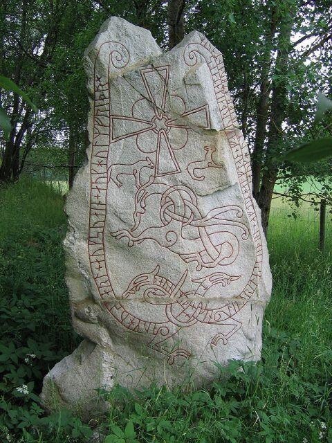 Большинство сохранившихся рунических камней Швеции датируются концом эпохи викингов или XI веком нашей эры.