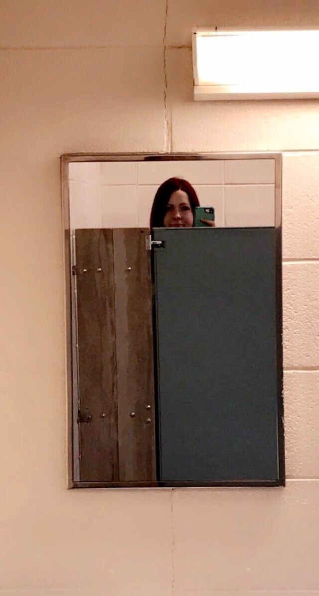 Обожаю женский туалет в моём колледже