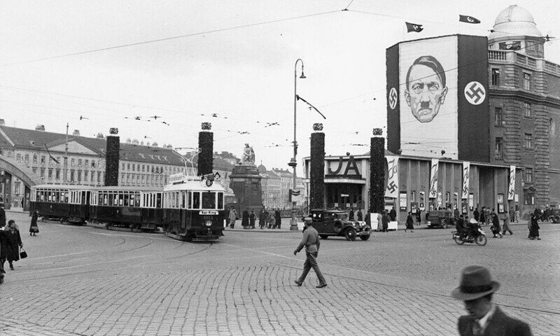 Австрийский аншлюс 1938 года: бескровная победа Гитлера, одобренная западными странами