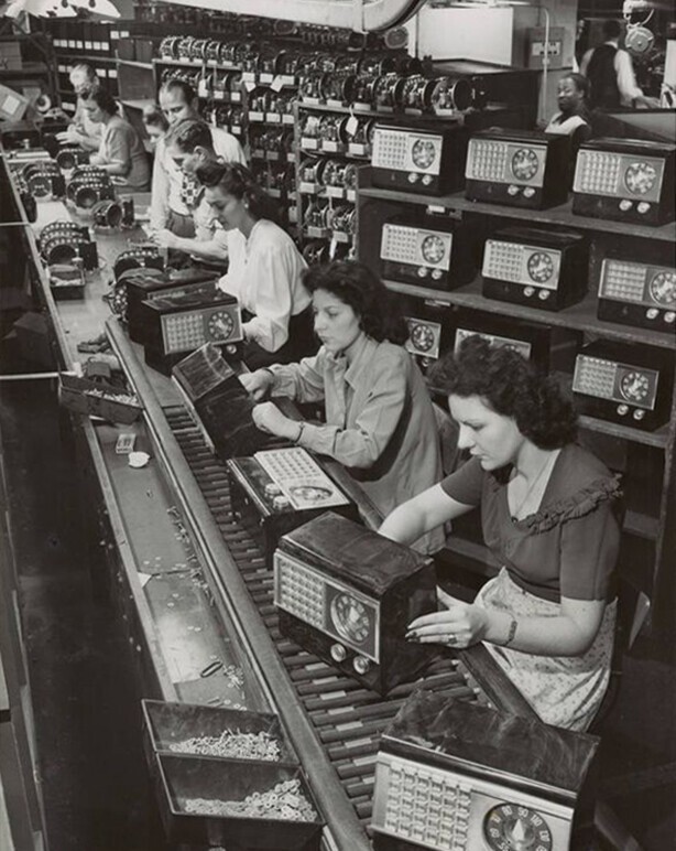 Линия по сборке радиоприёмников, конец 40-х