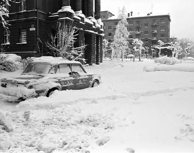 Снегопад в Свердловске, 1980-е годы.