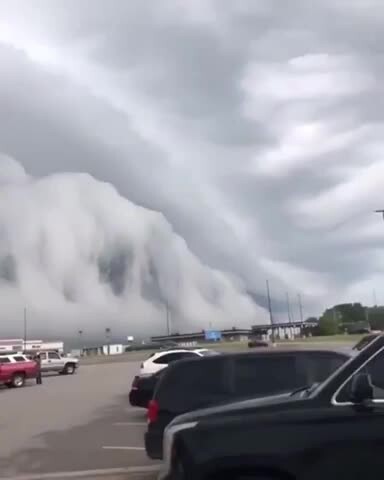 Облачное "цунами" в Иллинойсе, США 