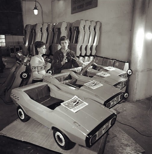 Детские  педальные автомобили — «Малыш», выпускались Челябинским кузнечно-прессовым заводом. 1983 год.