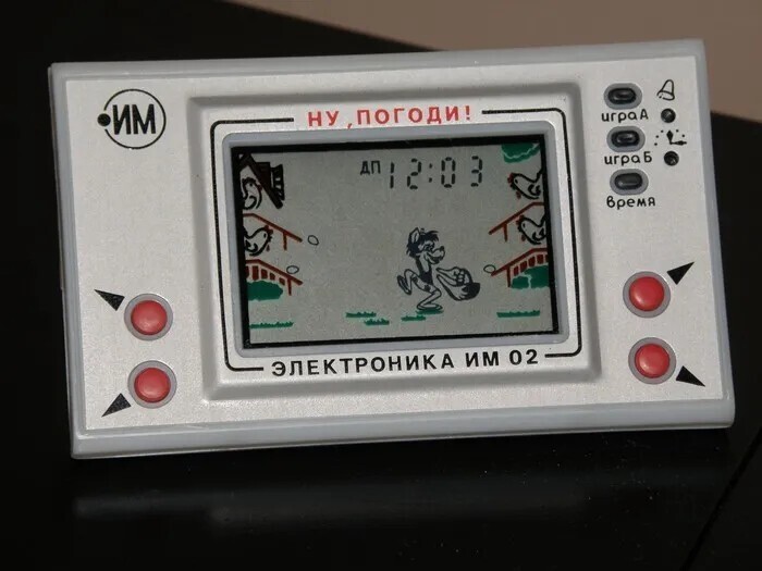 Главный гаджет СССР: что еще умела «Электроника ИМ-02», кроме как ловить волком яйца