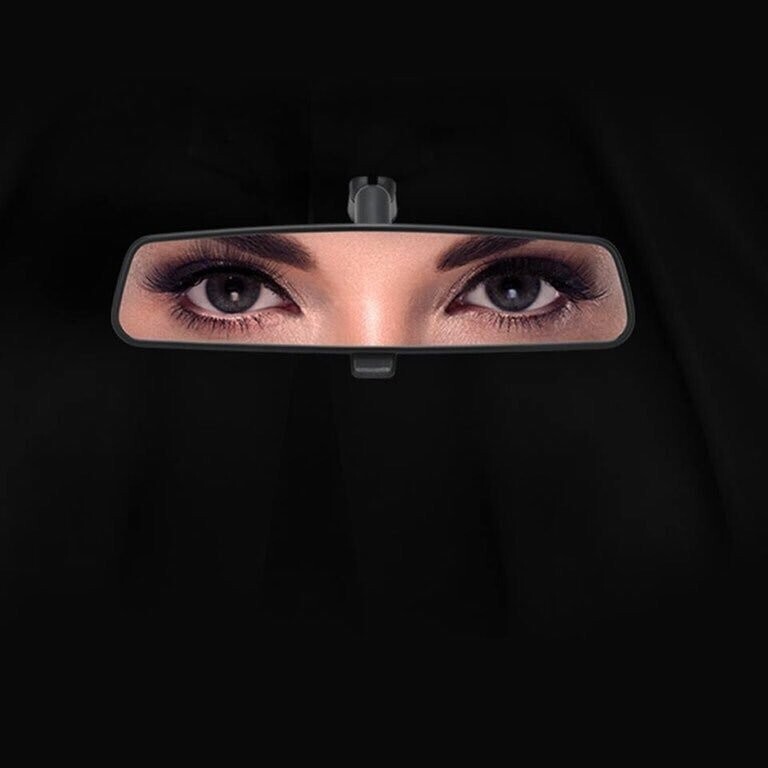 Реклама в поддержку арабских женщин