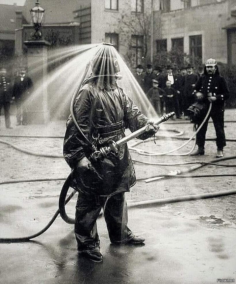 Костюм пожарного в начале 1900-х годов