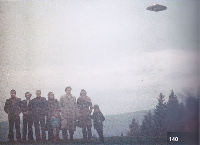 Хочу верить: фантастические снимки НЛО Билли Майера