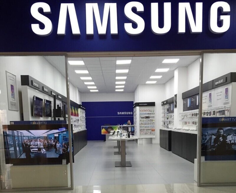 Samsung начал устанавливать на смартфоны россиян новые приложения