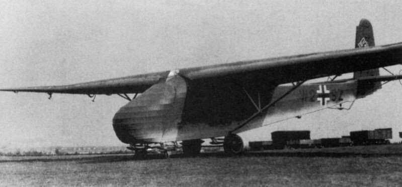 Планер Messerschmitt Me.321 Gigant, прародитель 323-го до установки на него двигателей