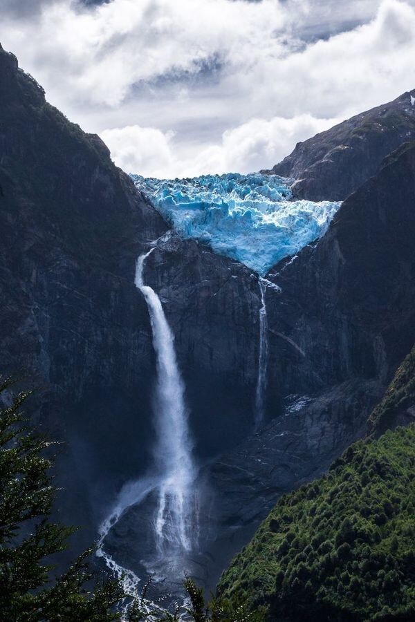 Патагонский водопад