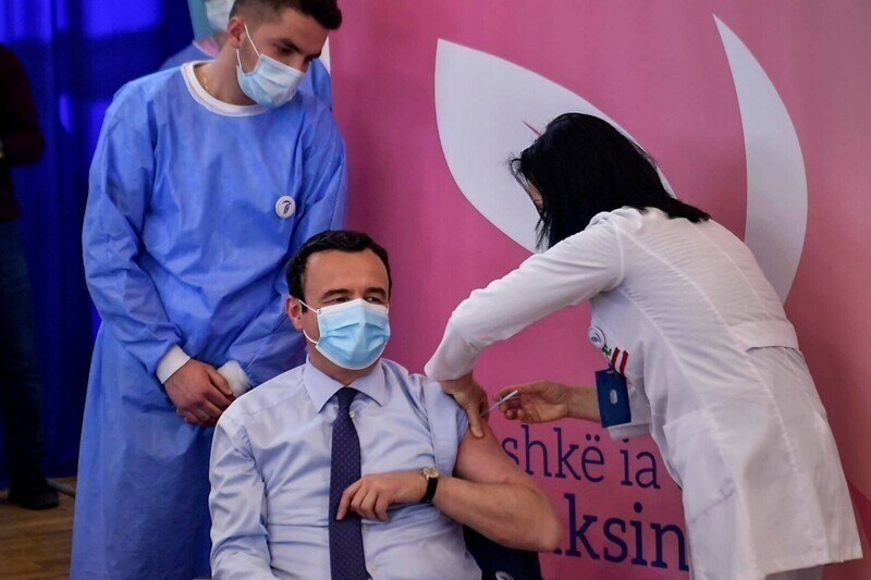Погубить свой народ в угоду Запада: Косово отказывается от бесплатной поставки вакцины «Спутник-V»