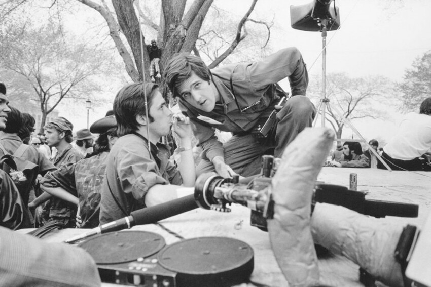 Апрель 1971 года. Вашингтон. Джон Керри на митинге протеста против войны во Вьетнаме.