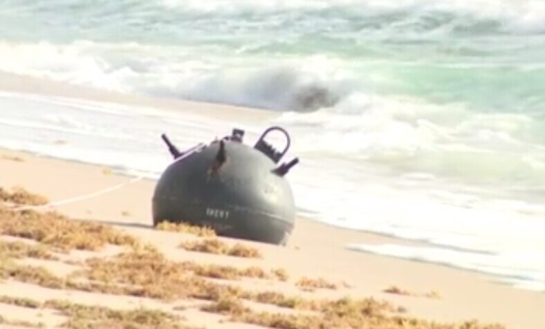 На пляж во Флориде выбросило морскую мину: видео