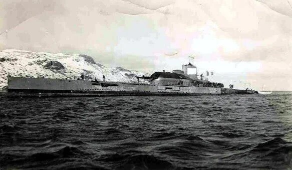 Французский «подводный крейсер» Surcouf. История уникального корабля