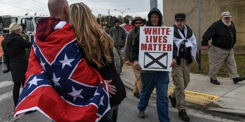 Всего один участник движения White Lives Matter вышел на митинг в Нью-Йорке
