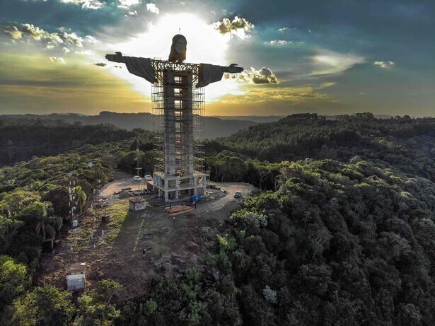 В Бразилии строят самую большую в мире статую Иисуса