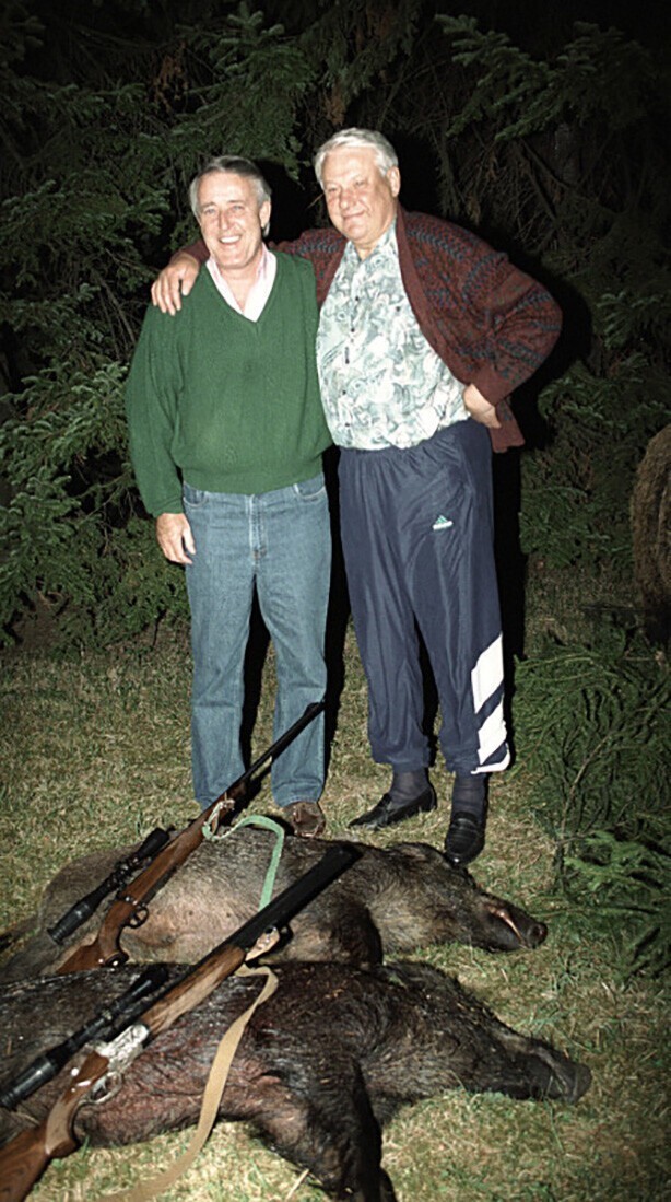 Борис Ельцин на охоте с премьер–министром Канады, 1993 год, Завидово