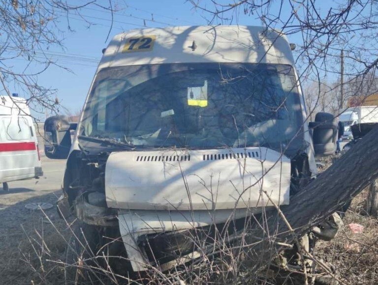 Авария дня.  ДТП с маршруткой в Челябинске