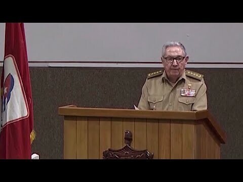 Заканчивается "эпоха Кастро": в отставку подал первый секретарь коммунистической партии Р. Кастро 