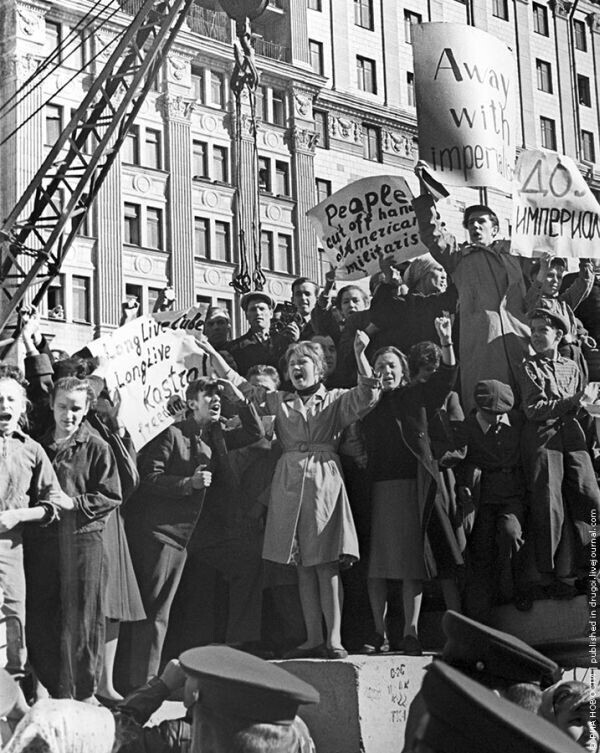 60 лет назад. Несанкционированный митинг в Москве 1961 года