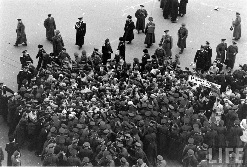 60 лет назад. Несанкционированный митинг в Москве 1961 года