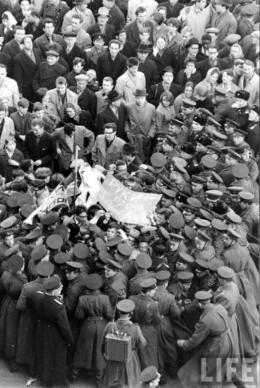 60 лет назад. Несанкционированный митинг в Москве 1961 года