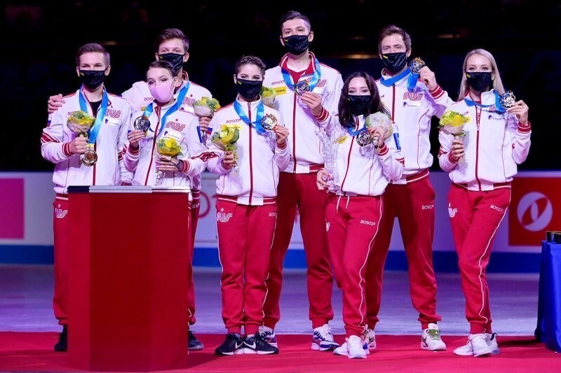 Российская сборная впервые в истории выиграла командный ЧМ по фигурному катанию