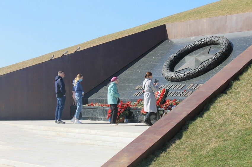 Мемориальные советские комплексы. Ржев мемориал советскому солдату. Памятники войны 1941-1945 Ржев. РЖЕВСКИЙ мемориал советскому солдату музей. Ржев памятник.