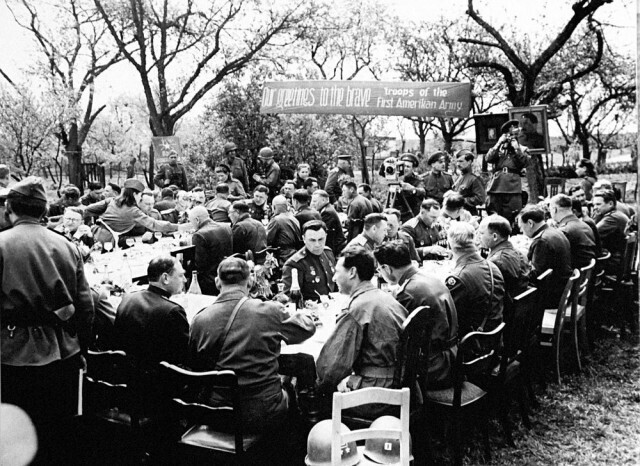 25 апреля 1945 г. Встреча на Эльбе