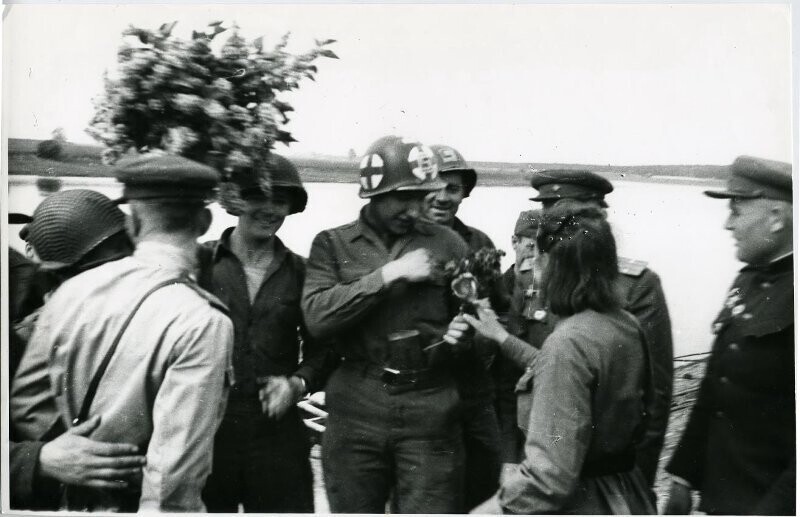 25 апреля 1945 г. Встреча на Эльбе