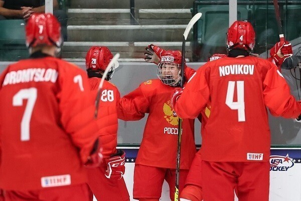 Россия обыграла американцев в матче по хоккею со счетом 7:6, уступая по ходу встречи 1:5